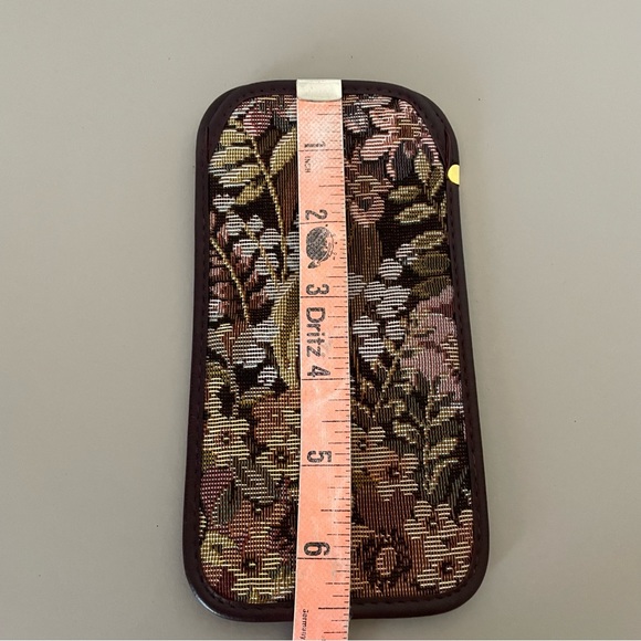 Like new Giorgio Fedon fabric glasses case - Picture 8 of 10